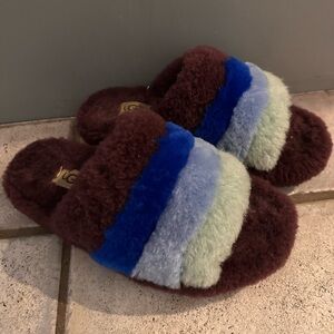 UGG fluff yeah slipper/slides size 8, green/blue/purple hood used condition!